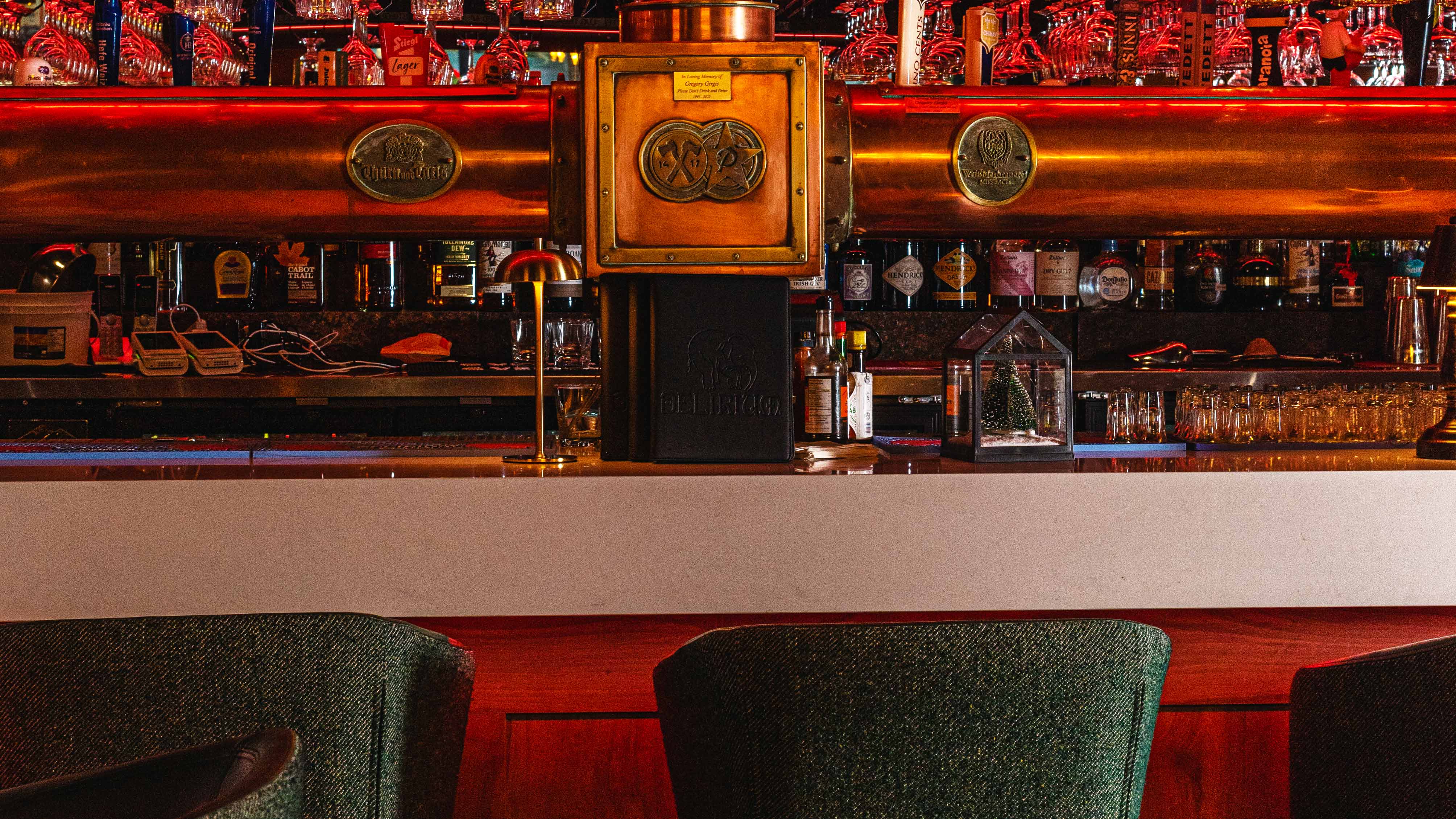 Bar Counter with Stools